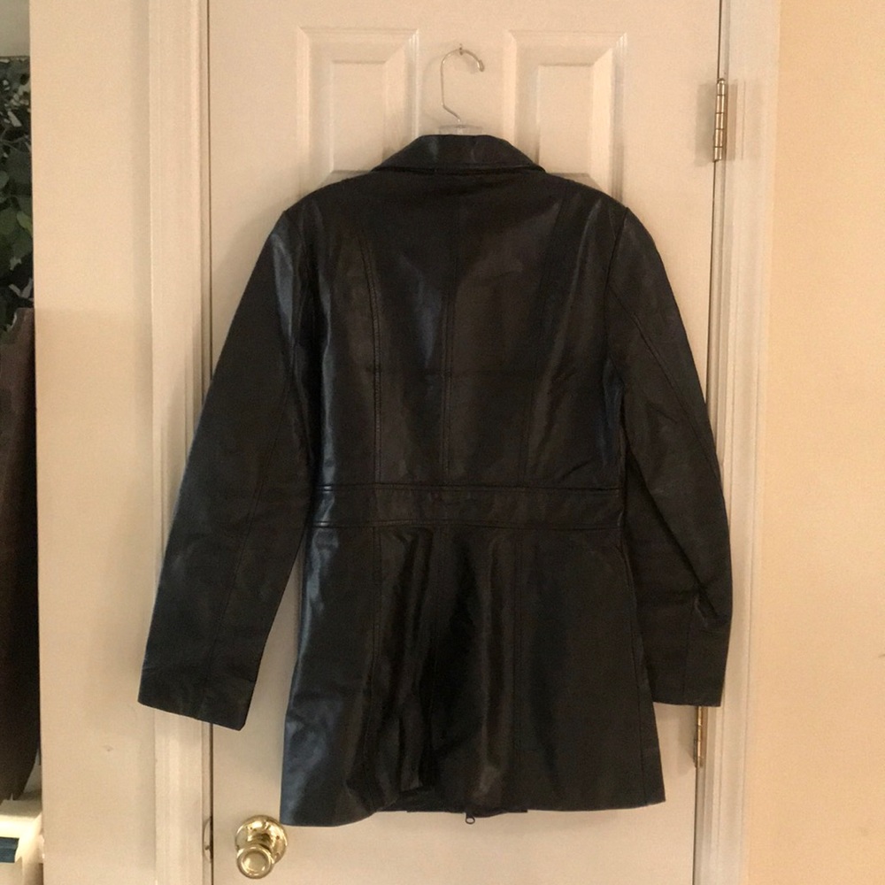 Leather jacket - Picture 3 of 3